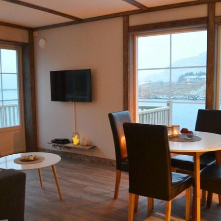 Fredvang Seahouse, Apartment B Екстер'єр фото