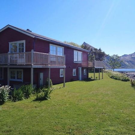 Fredvang Seahouse, Apartment B Екстер'єр фото
